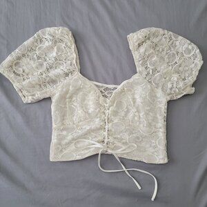 TOPSHOP | Lace up crop top